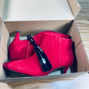NWB Clarks Collection Red Suede Kitten Heel Ankle Boots 56801 Womens 9.5 Wide